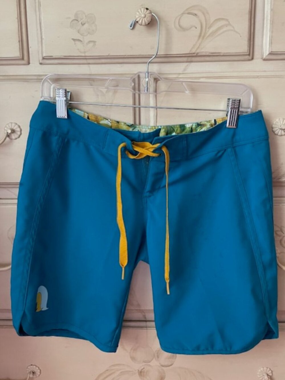 The Northface Women's Sport Shorts with tie string- size 2